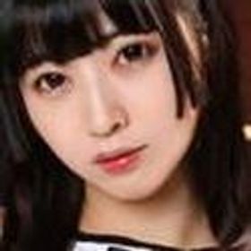 足立める 顔写真