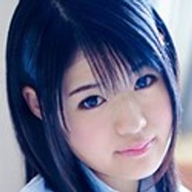 愛音麻友 顔写真