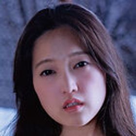 雨村梨花 顔写真