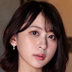 梓ヒカリ 顔写真
