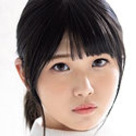 羽月果音 顔写真
