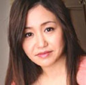 穂阪詩織 顔写真