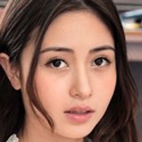 霧島レオナ 顔写真