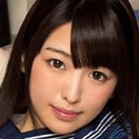 倉木しおり 顔写真