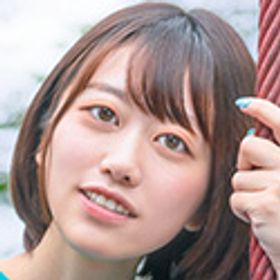 奈築りお 顔写真
