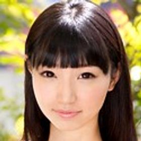 新美もも (にいみもも) 顔写真
