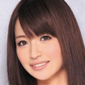 新山沙弥 顔写真