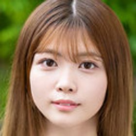 新山ちなつ 顔写真