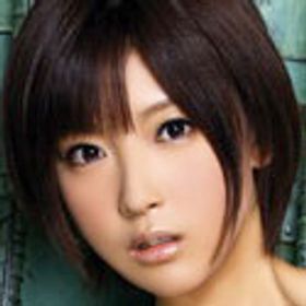 小倉ゆず 顔写真