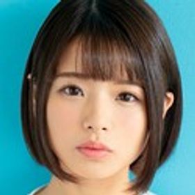 丘えりな 顔写真