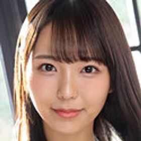 莉々はるか 顔写真