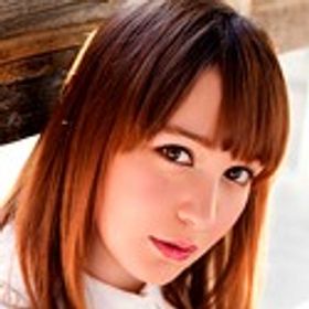 ルロア・クララ 顔写真
