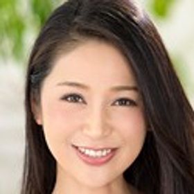 山口椿 顔写真