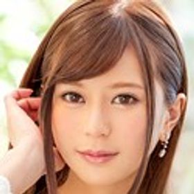 悠月リアナ 顔写真