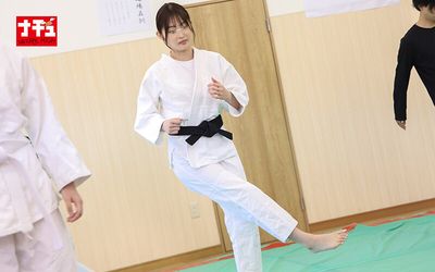 美乳 AVの今月の新作情報まとめ【2025年04月版】のサムネイル画像