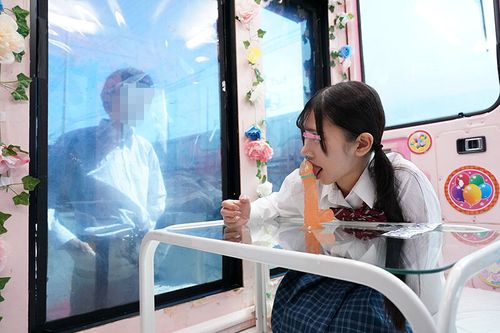 ポスター画像