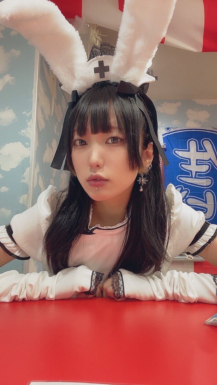 日泉舞香　ヌード 